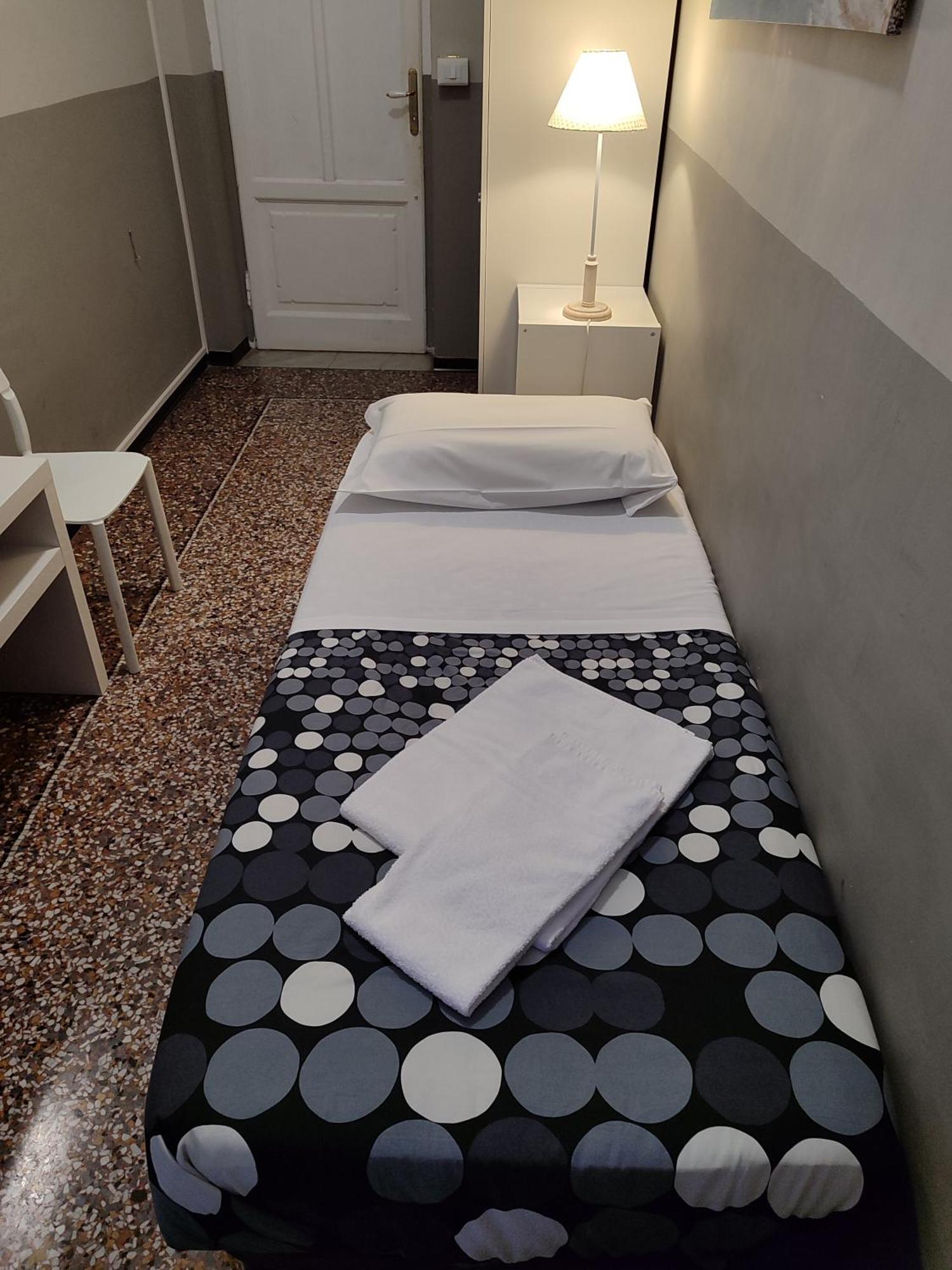 Guesthouse La Briosa Nicole Genoa Exterior photo