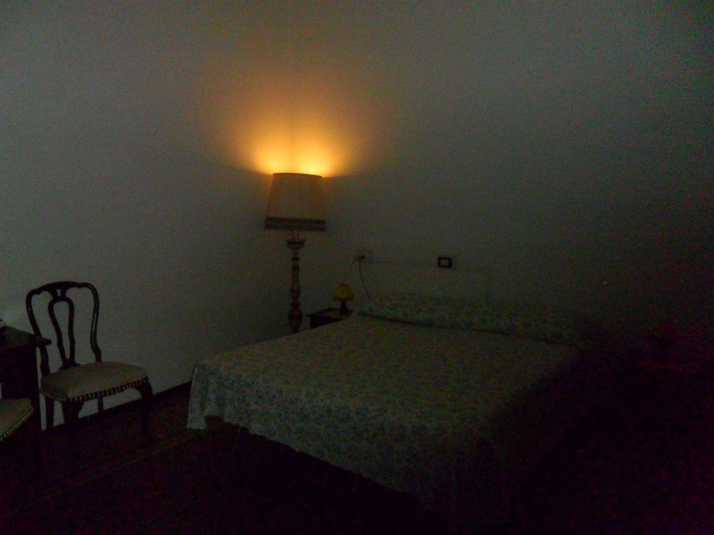 Guesthouse La Briosa Nicole Genoa Exterior photo