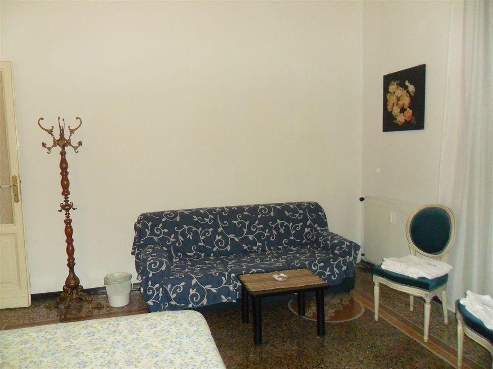 Guesthouse La Briosa Nicole Genoa Exterior photo