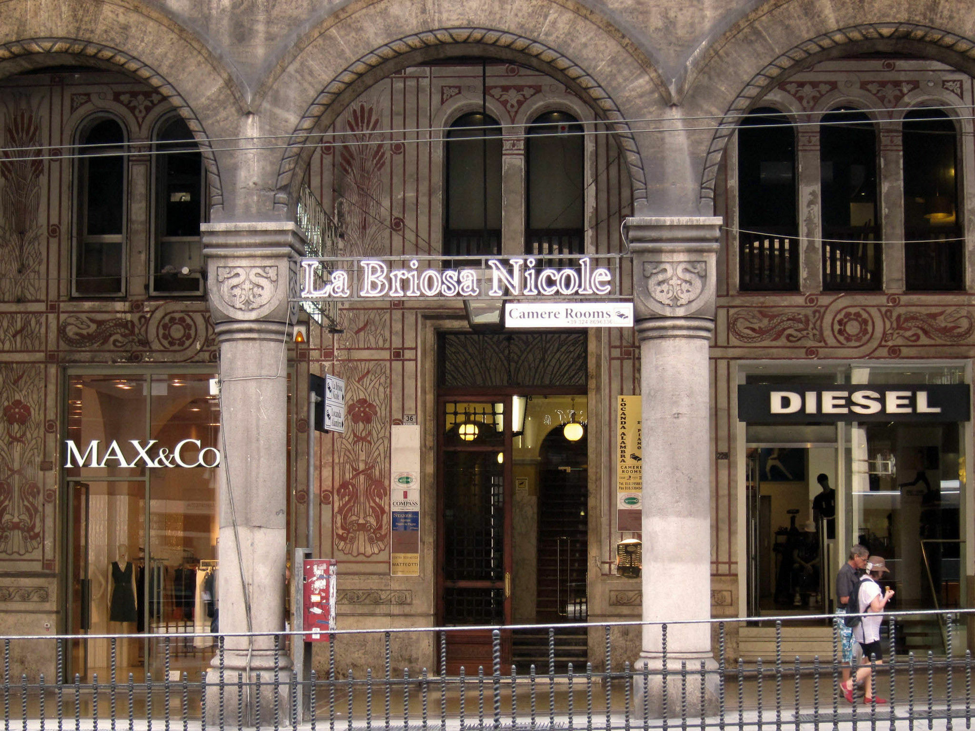 Guesthouse La Briosa Nicole Genoa Exterior photo